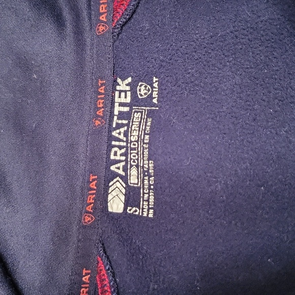 ARIAT Quarter Zip Jacket - Picture 10 of 11